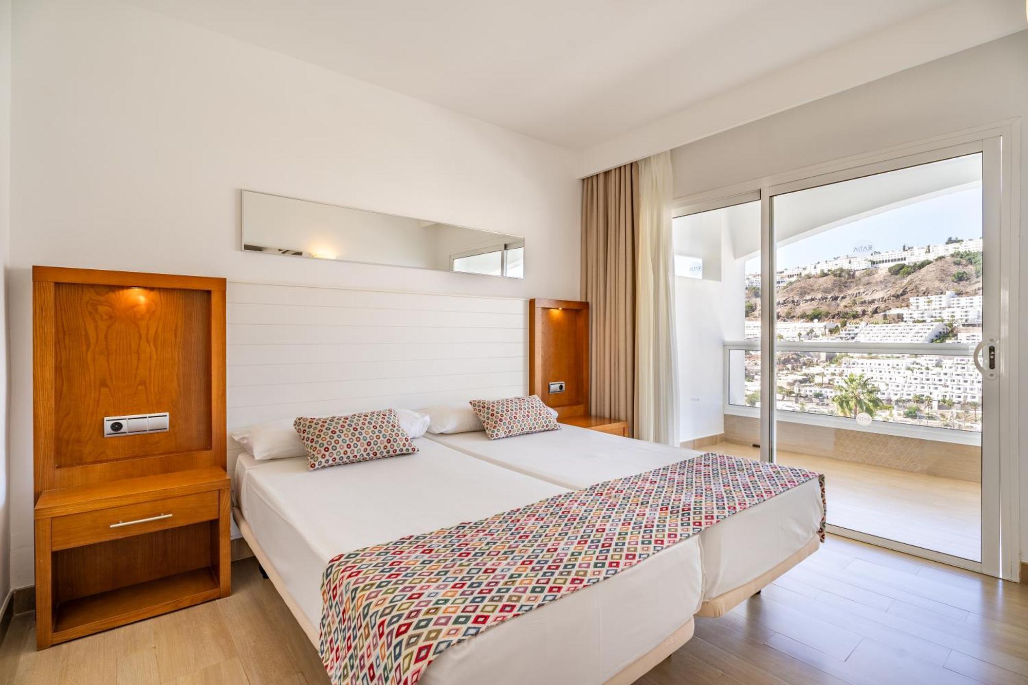 Apartamentos Altair Puerto Rico  Ngoại thất bức ảnh