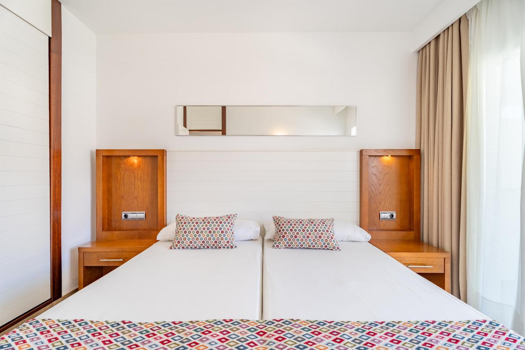 Apartamentos Altair Puerto Rico  Ngoại thất bức ảnh